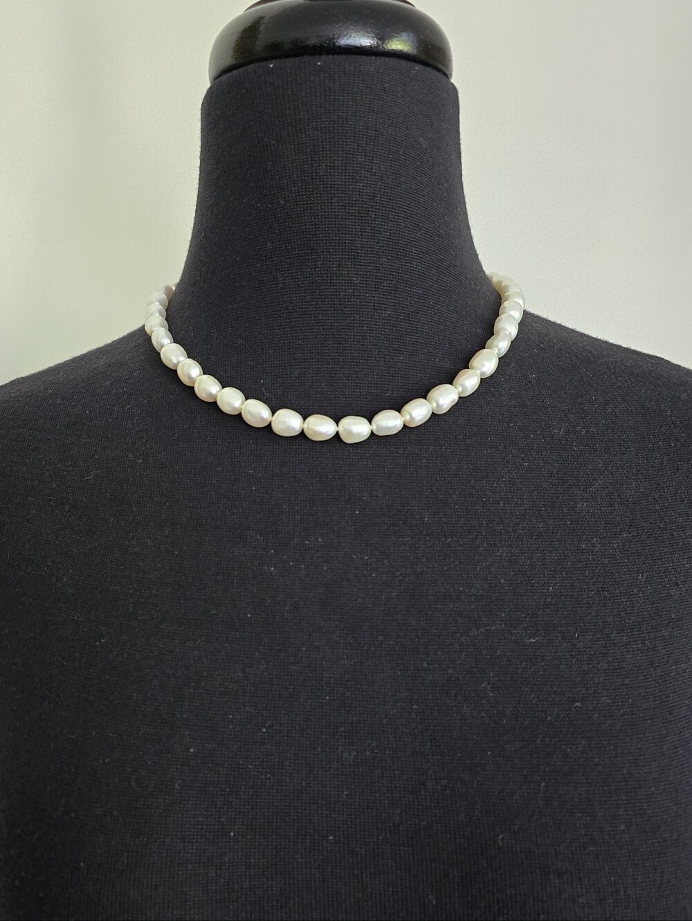 Classic White Freshwater Pearl Necklace 925 Clasp 18"